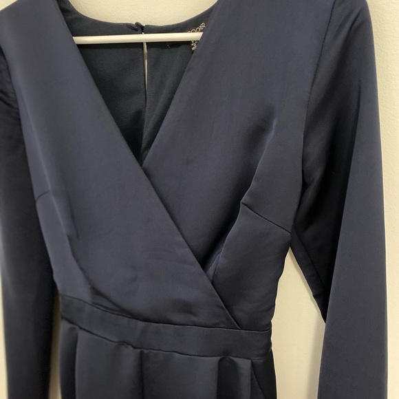 Navy silk long sleeve romper with pockets - Picture 10 of 11